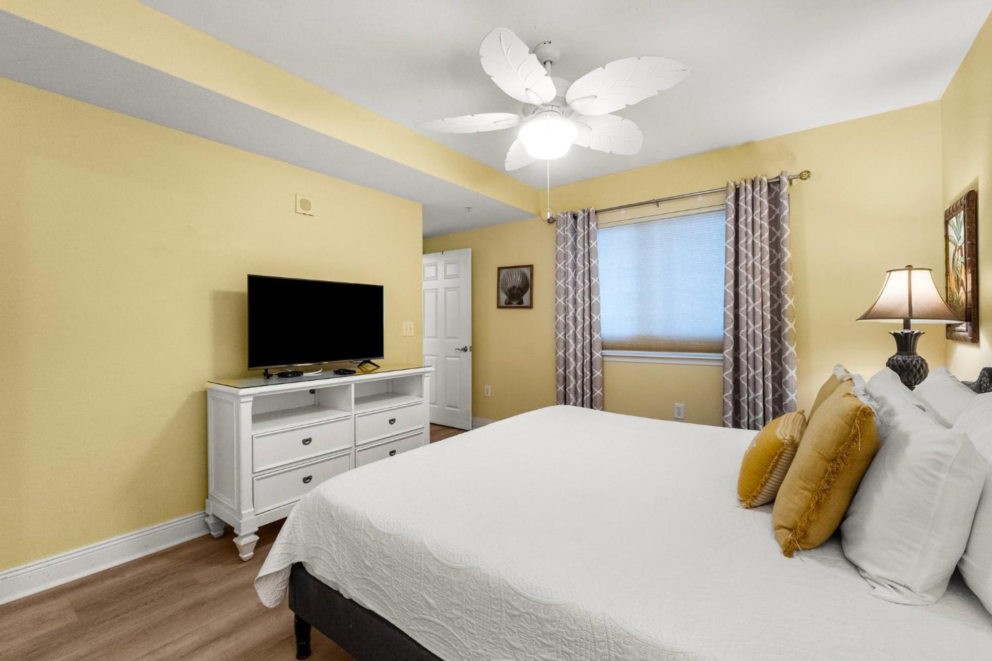 Beautiful Beachfront Paradise! Emerald Beach Resort Panama City Beach Exterior foto